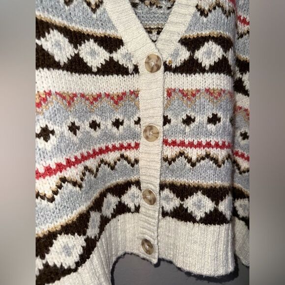 American Eagle Oversized Semi Crop Black and White Acrylic Patterned Cardigan #7 - Picture 2 of 5